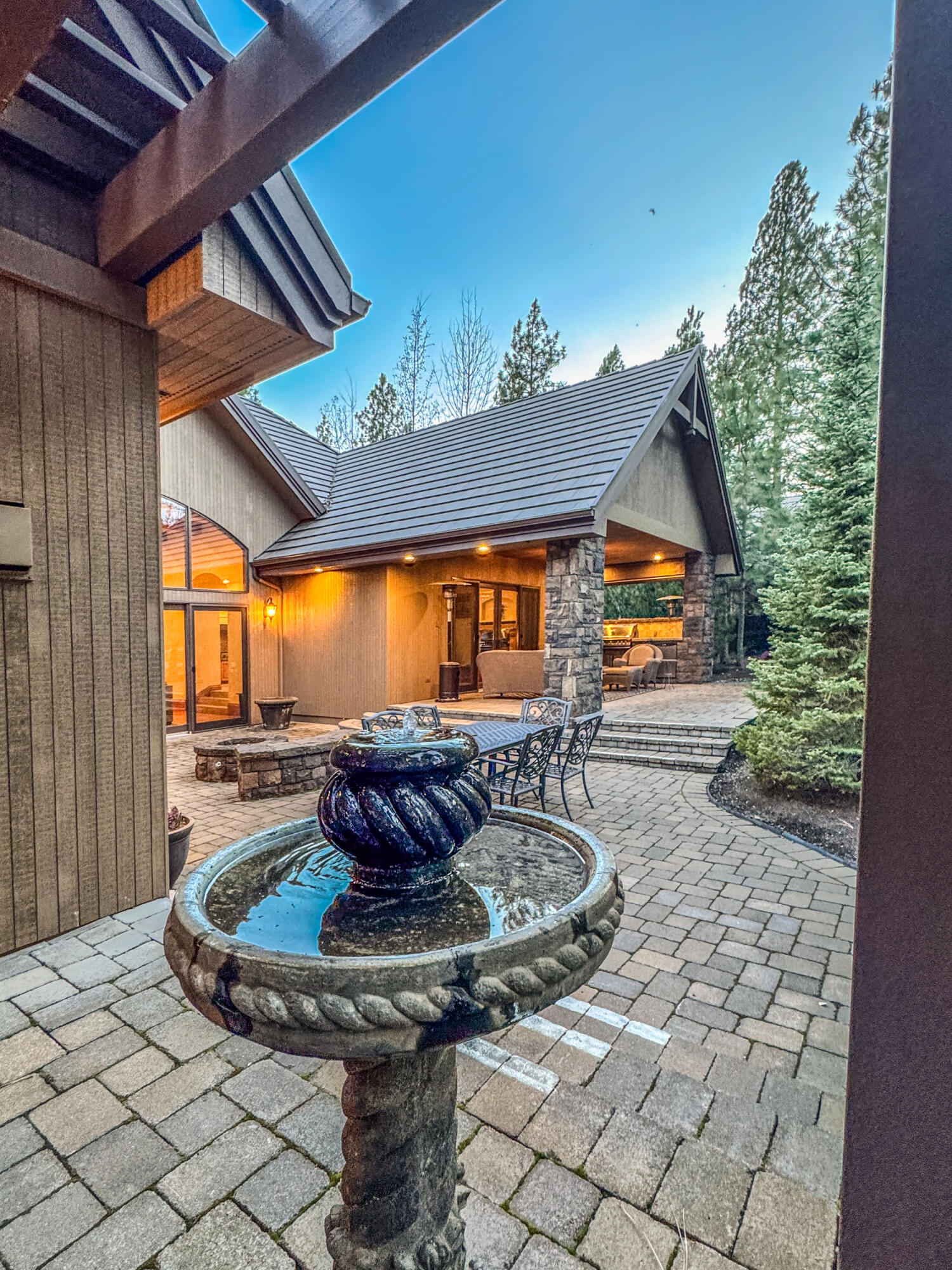 Broken Top - Residential