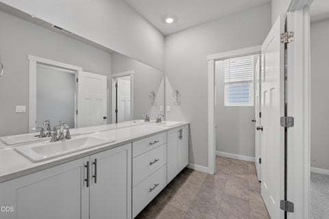 Tiny photo for 2650 NW 26th Loop North, Redmond, OR 97756 (MLS # 220226816)