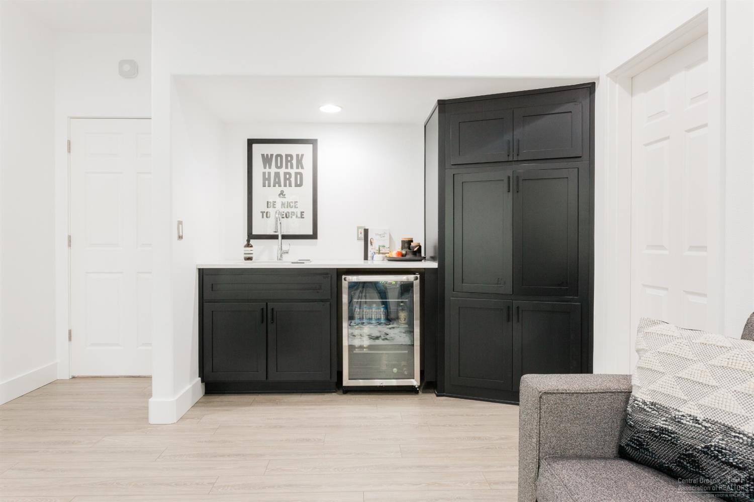 Broken Top - Residential