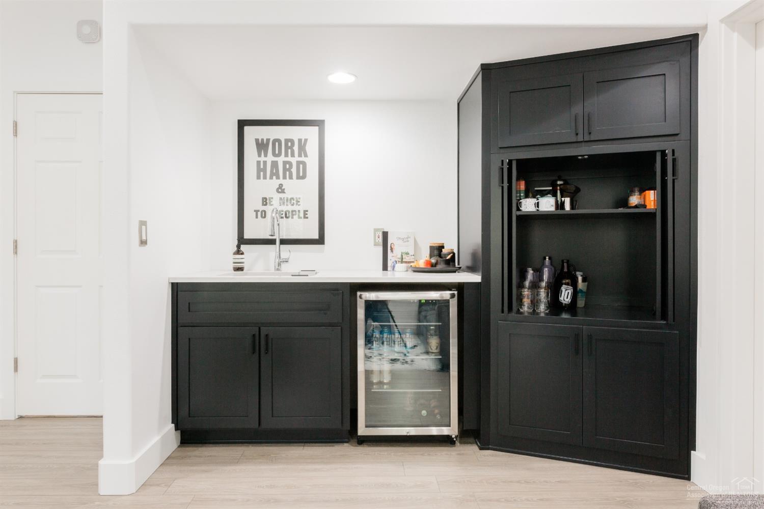 Broken Top - Residential