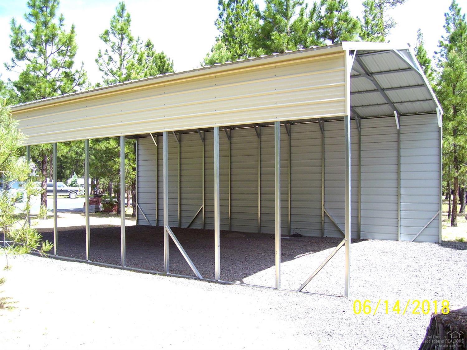 Ponderosa Pines - Land