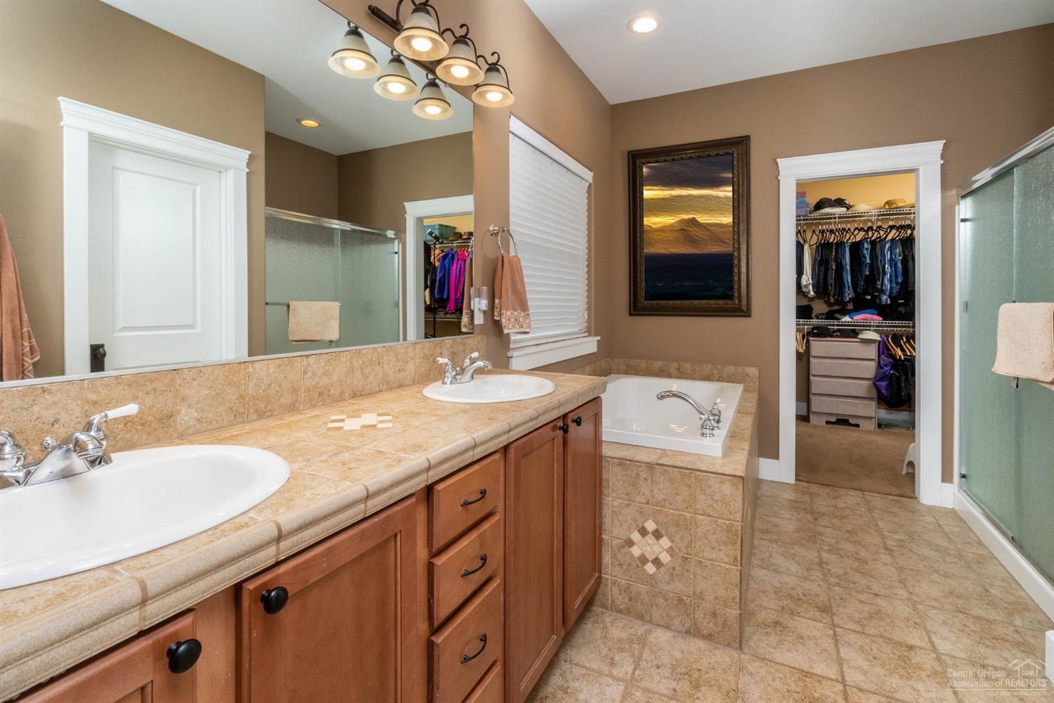 Williamsburg Park - Residential