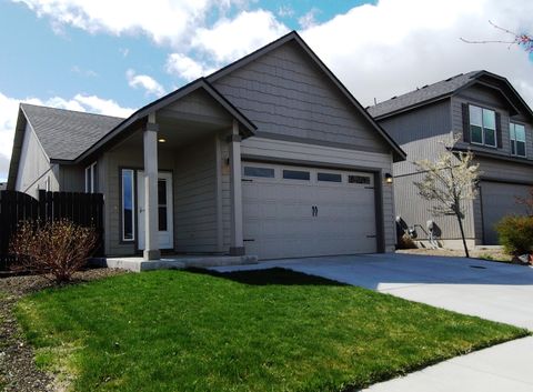 2474 NW Kingwood Avenue Redmond OR 97756