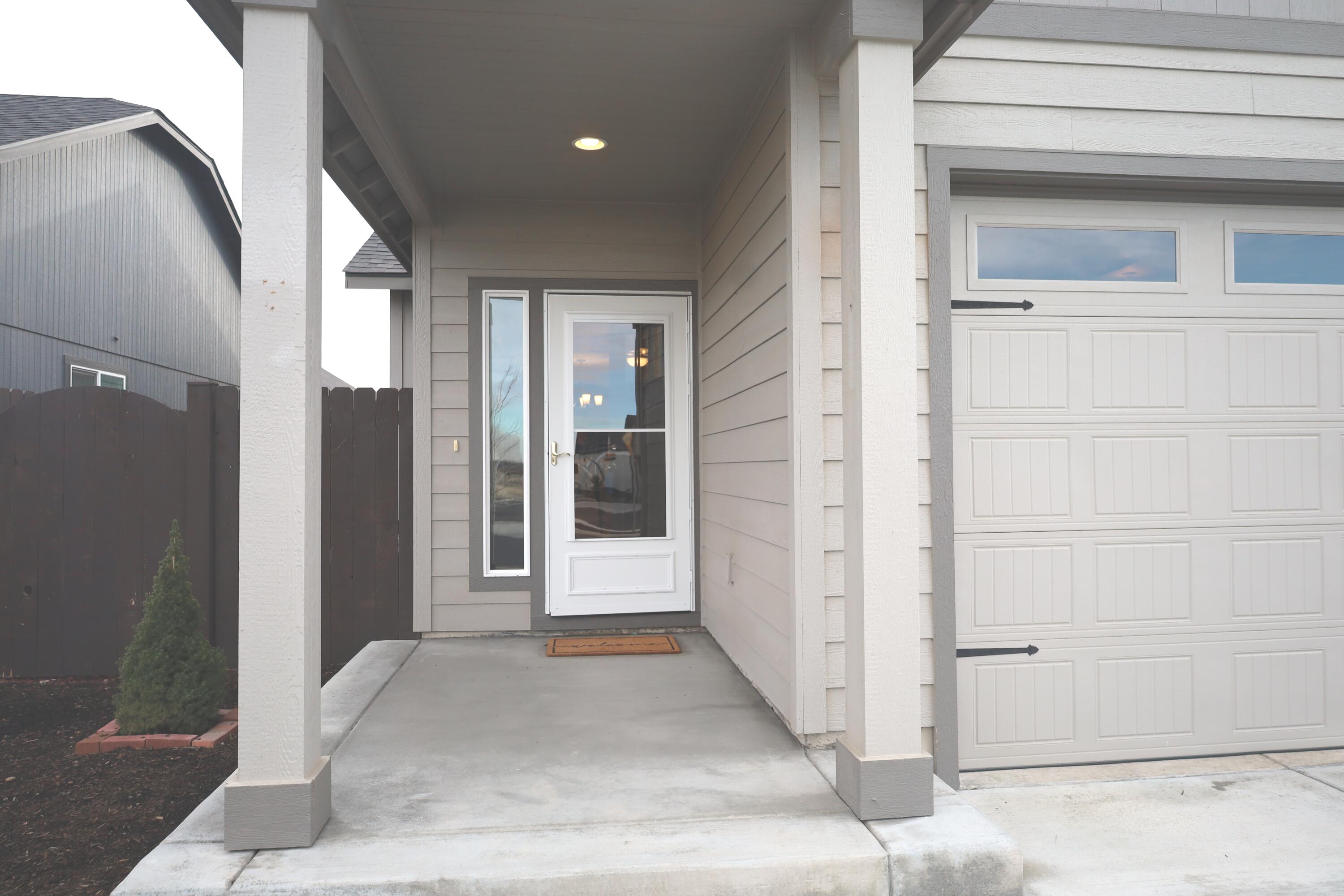 2474 NW Kingwood Avenue