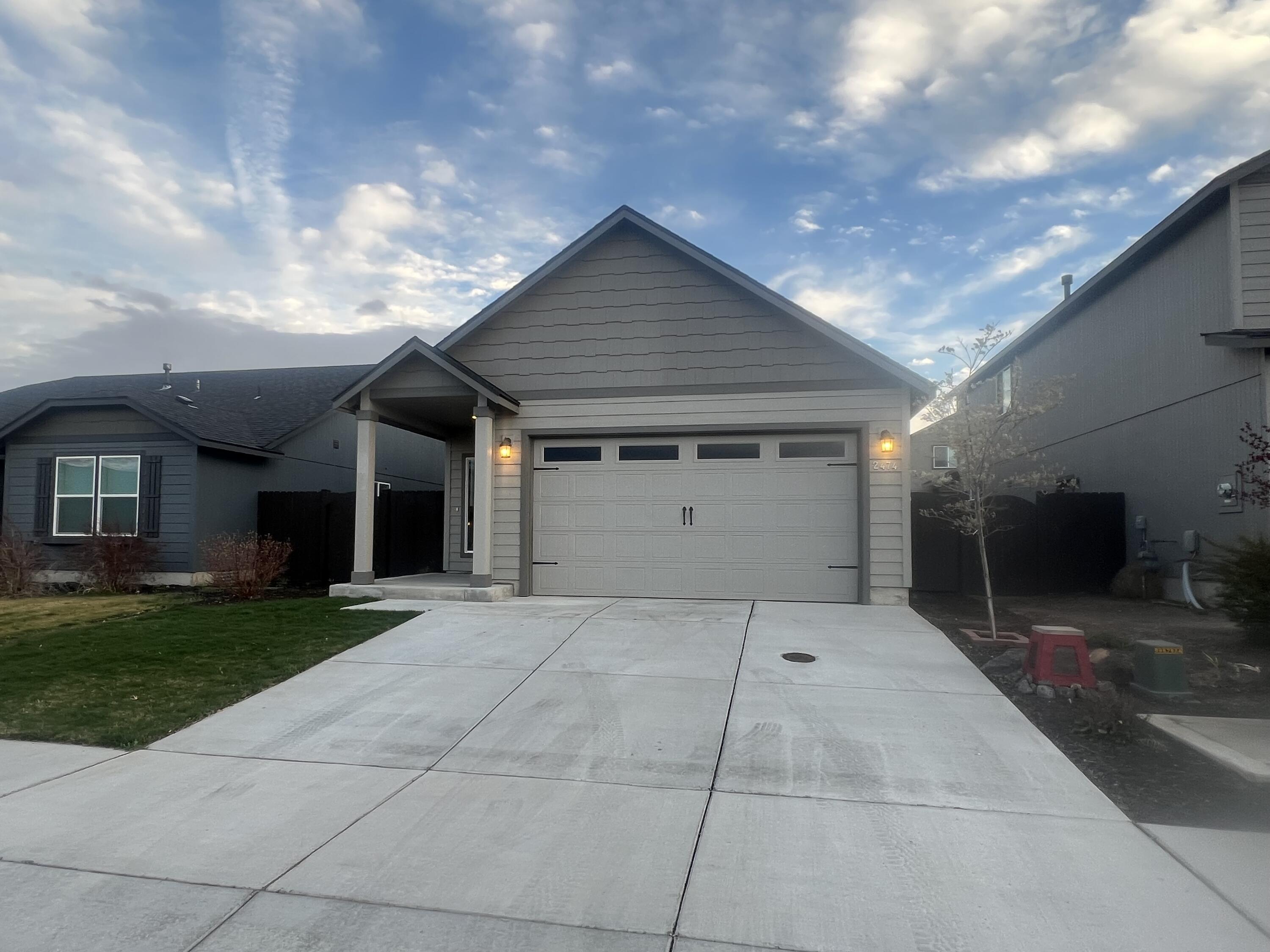 2474 NW Kingwood Avenue