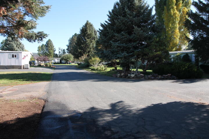 Round Lake Estates - Residential