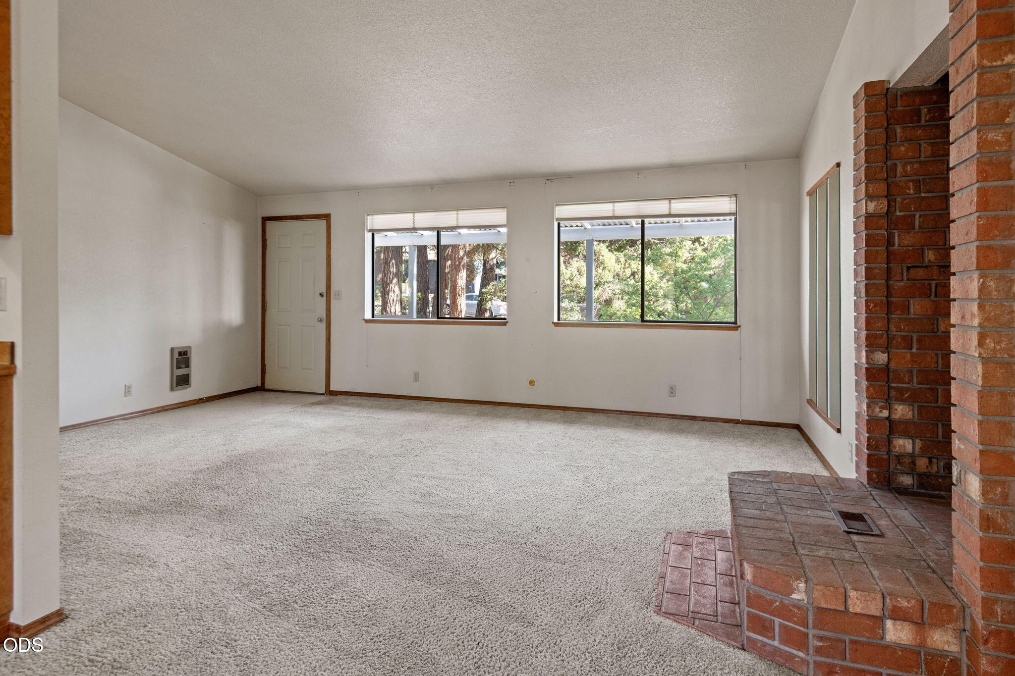 220 SW Maricopa Drive