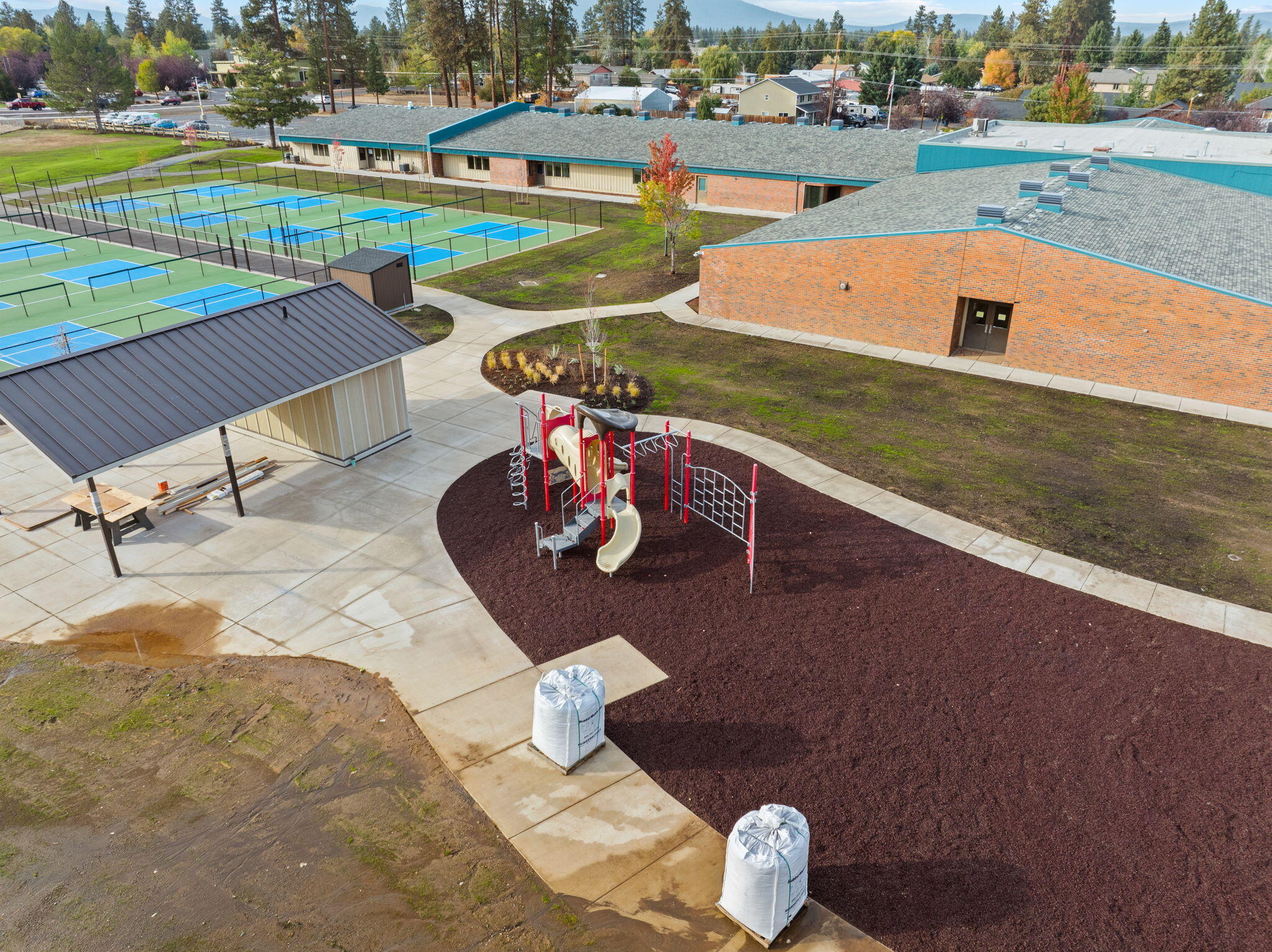 Roaring Springs - Residential