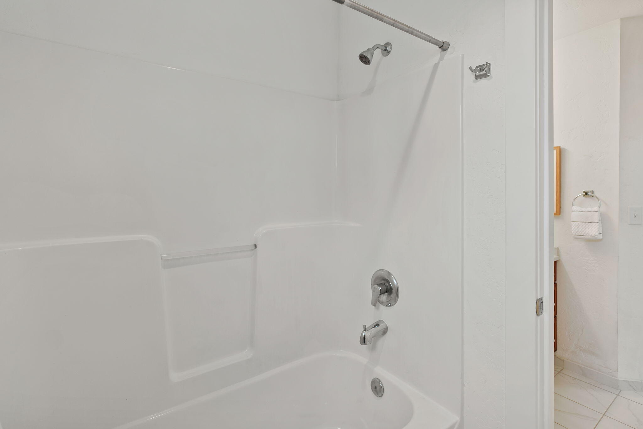 Roaring Springs - Residential