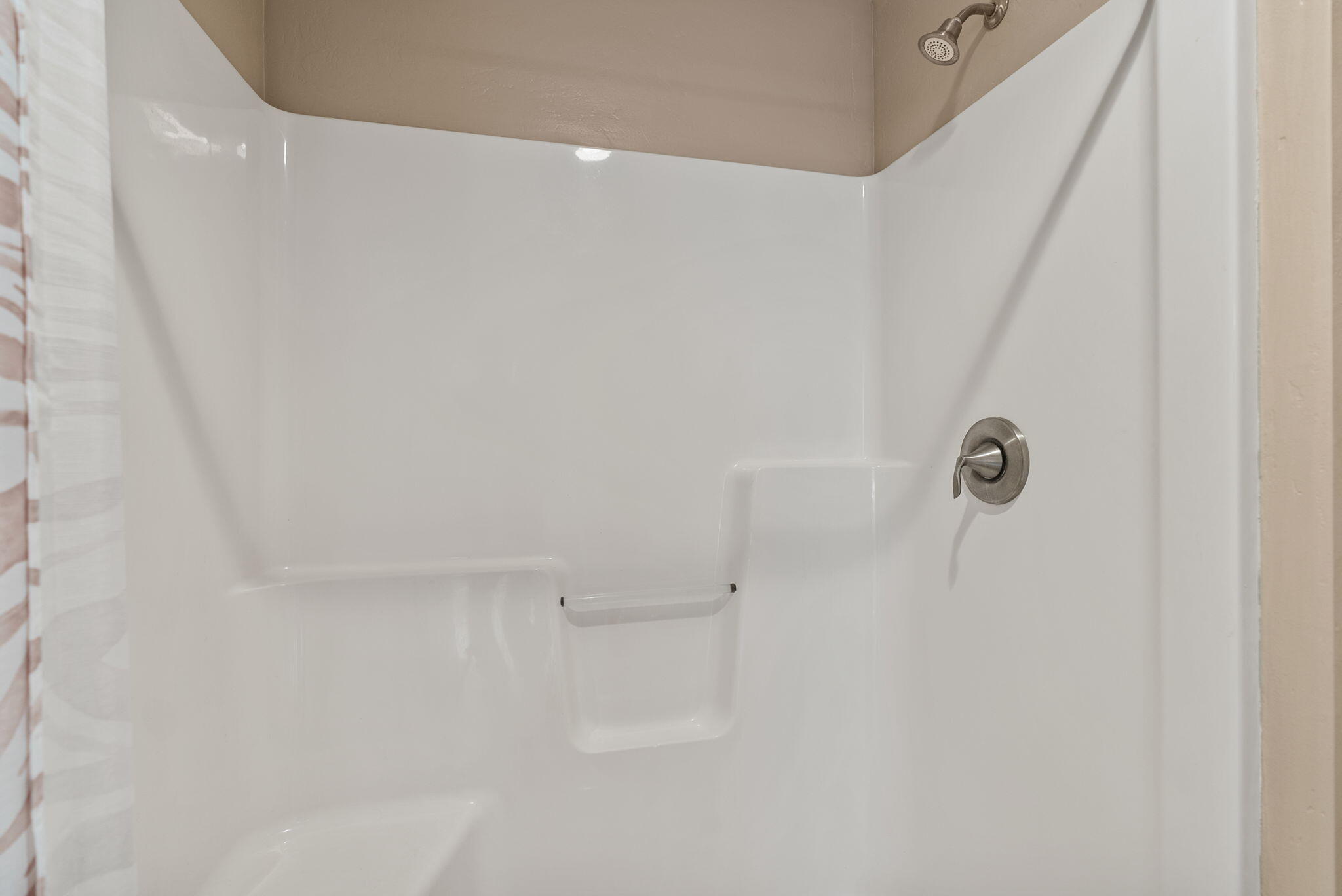 Roaring Springs - Residential