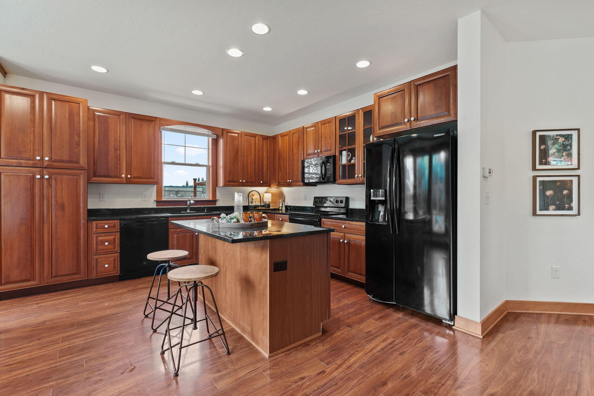 Roaring Springs - Residential