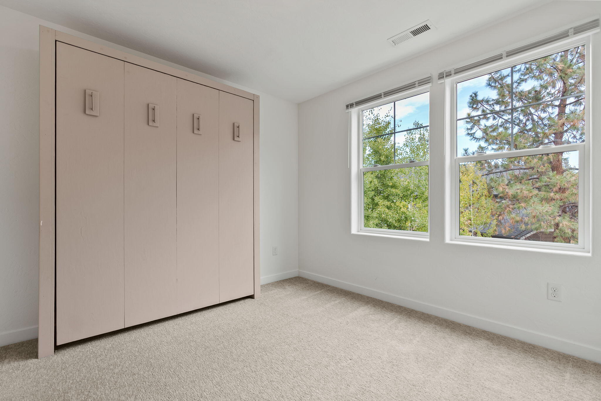 Roaring Springs - Residential