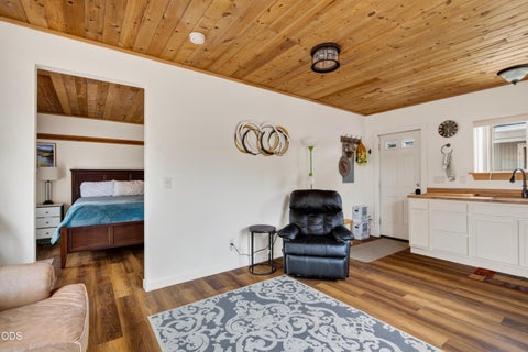 Tiny photo for 2284 NW 13th Street, Redmond, OR 97756 (MLS # 220224235)