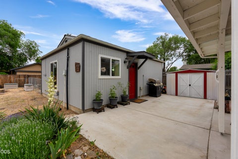 Tiny photo for 2284 NW 13th Street, Redmond, OR 97756 (MLS # 220224235)