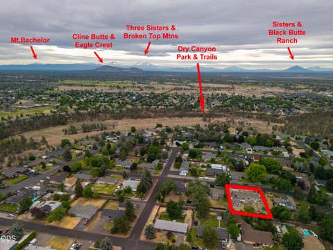 Tiny photo for 2284 NW 13th Street, Redmond, OR 97756 (MLS # 220224235)
