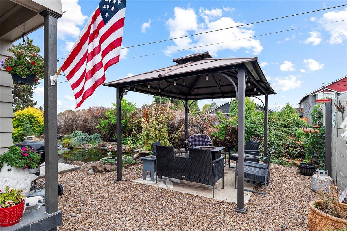 East Rim - Residential