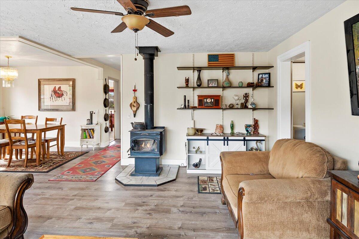 East Rim - Residential