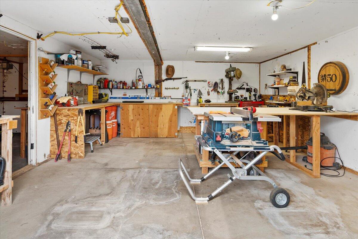 East Rim - Residential