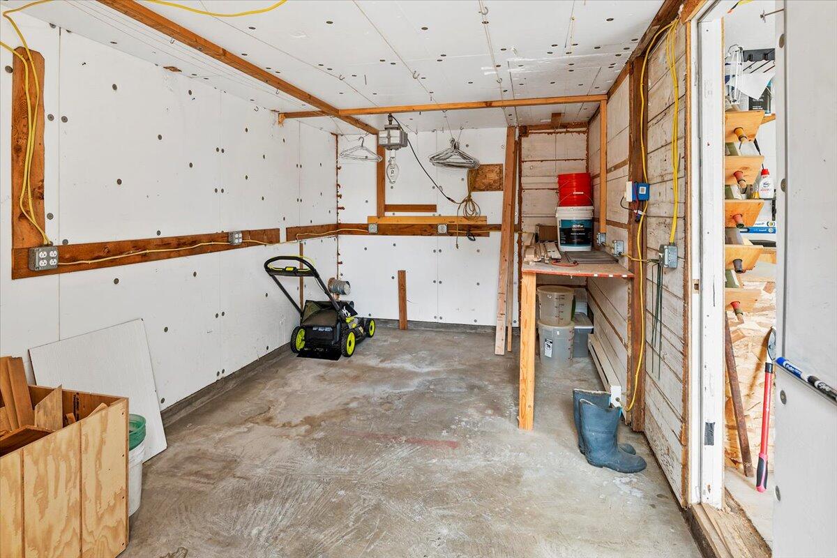 East Rim - Residential