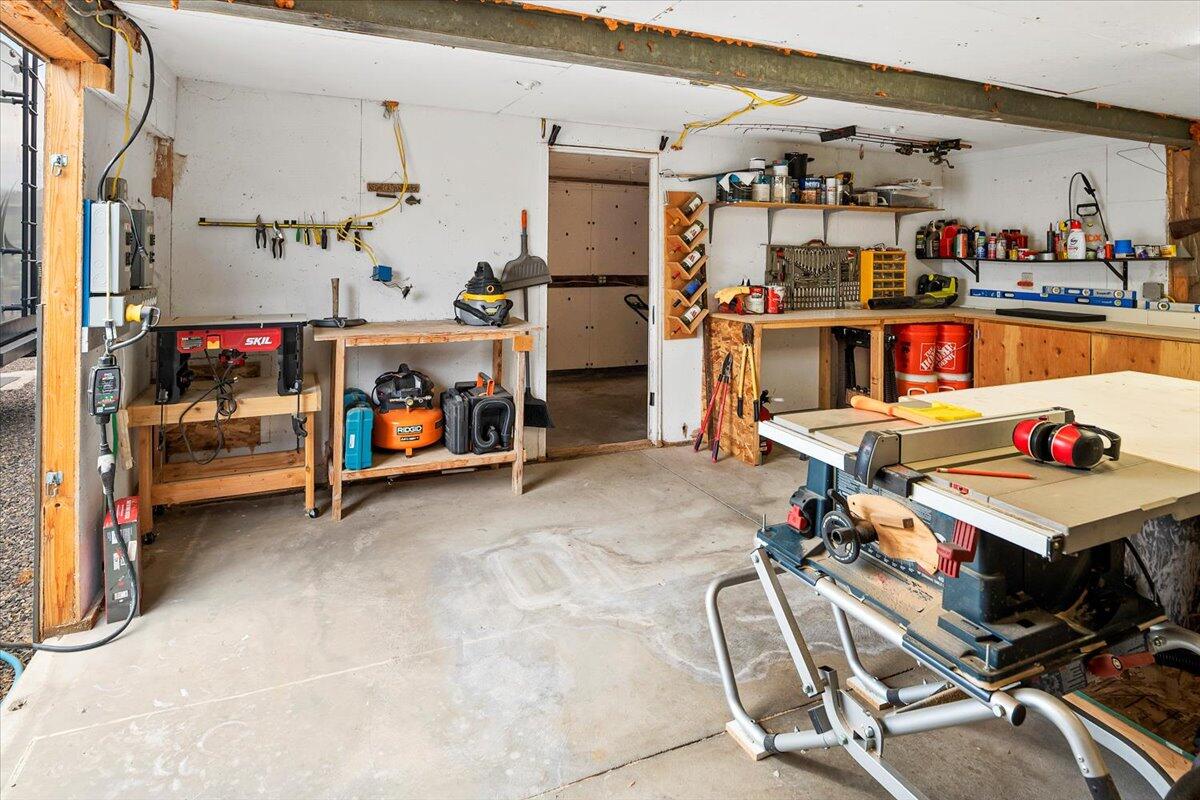 East Rim - Residential