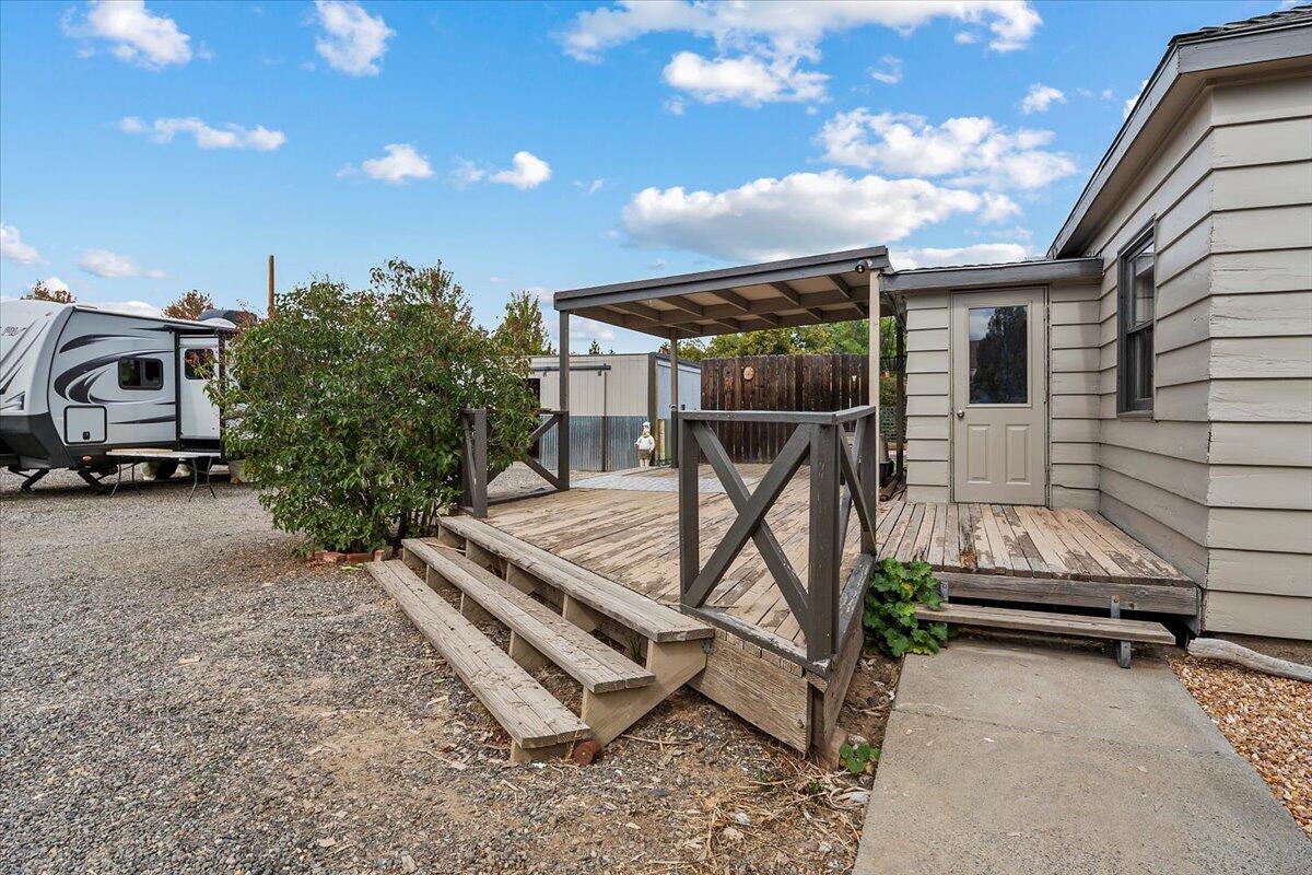 East Rim - Residential