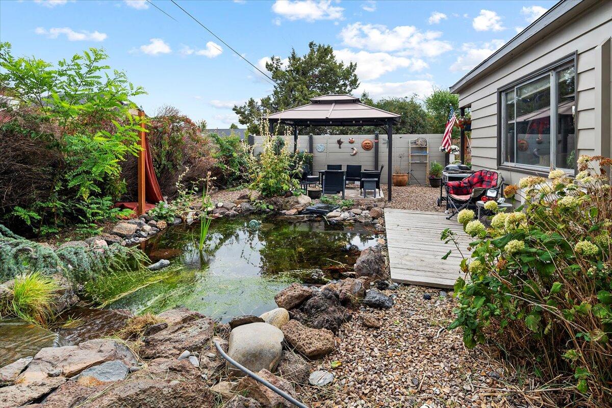 East Rim - Residential