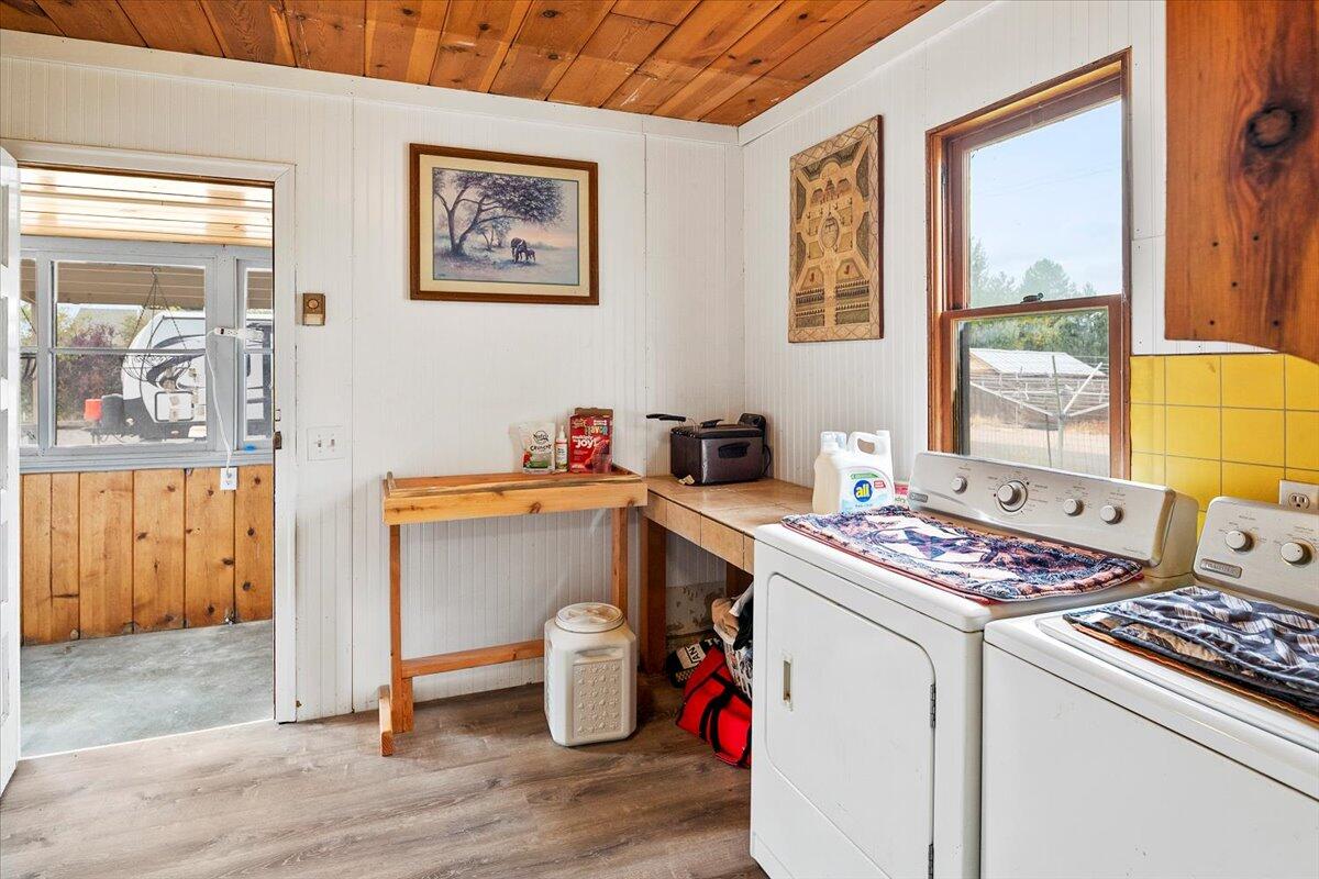 East Rim - Residential