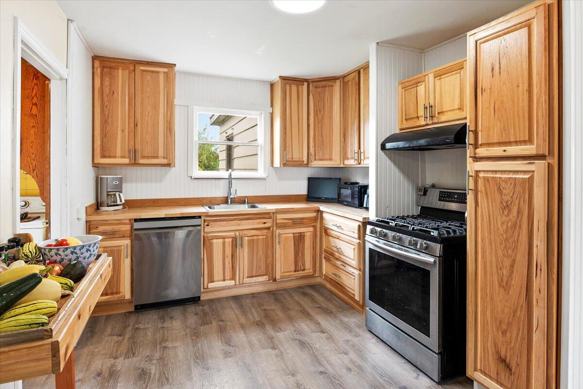 East Rim - Residential