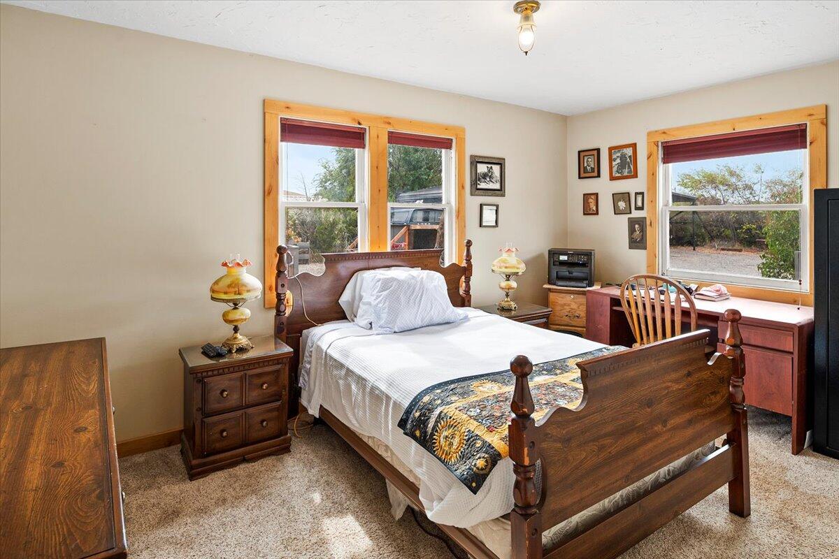 East Rim - Residential