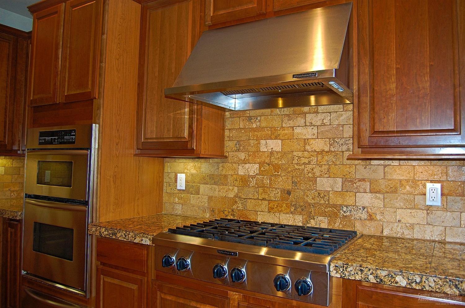 River Canyon Estates - Residential