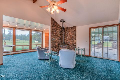 Tiny photo for 53939 Pine Grove Road, La Pine, OR 97739 (MLS # 220222495)