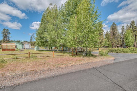 Tiny photo for 53939 Pine Grove Road, La Pine, OR 97739 (MLS # 220222495)
