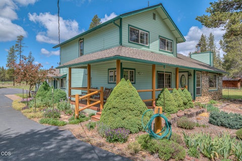 Tiny photo for 53939 Pine Grove Road, La Pine, OR 97739 (MLS # 220222495)