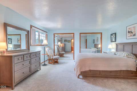 Tiny photo for 53939 Pine Grove Road, La Pine, OR 97739 (MLS # 220222495)