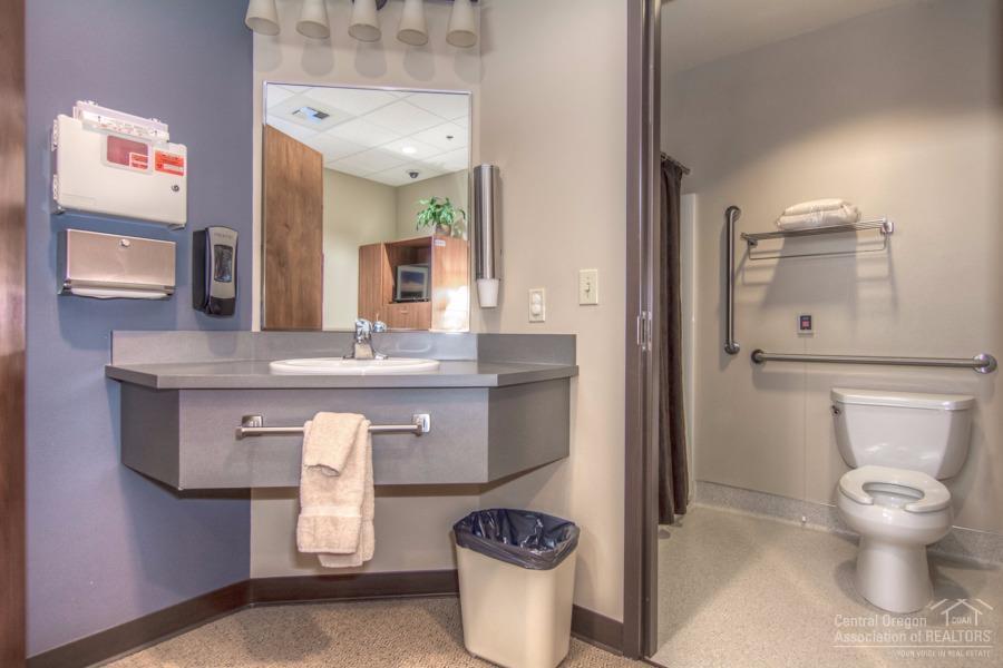 Sunnyside - Commercial Sale