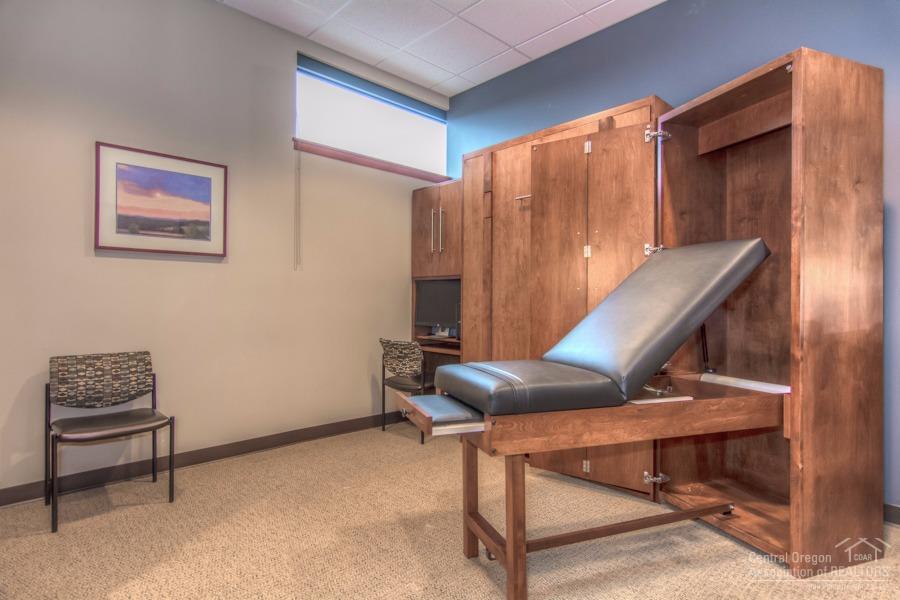 Sunnyside - Commercial Sale