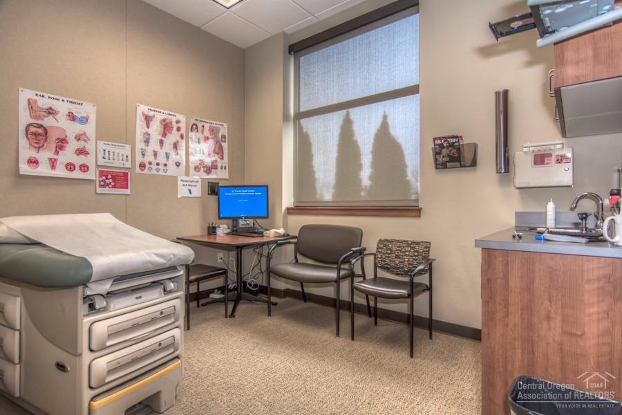 Sunnyside - Commercial Sale