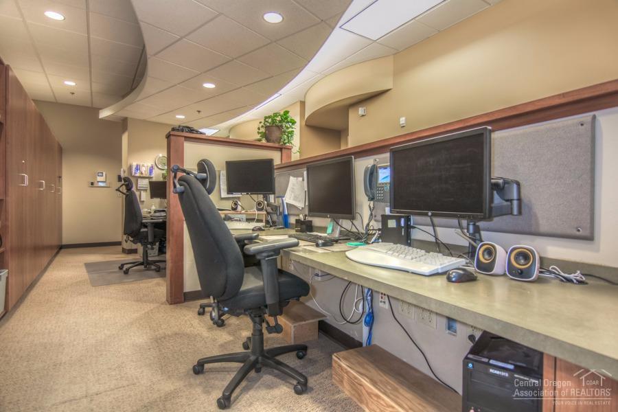 Sunnyside - Commercial Sale