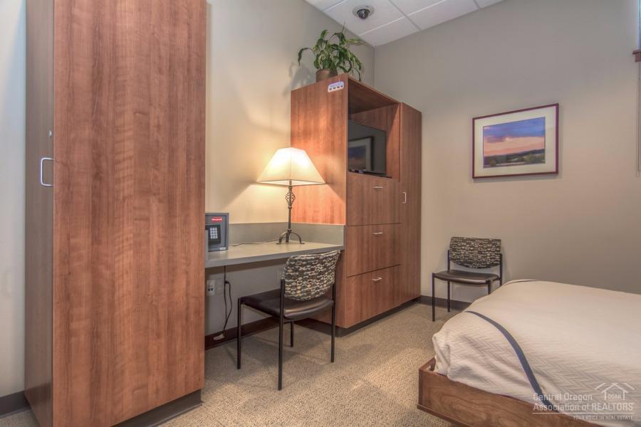 Sunnyside - Commercial Sale