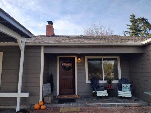 Tiny photo for 2145 Springbrook Rd, Medford, OR 97504 (MLS # 220212230)