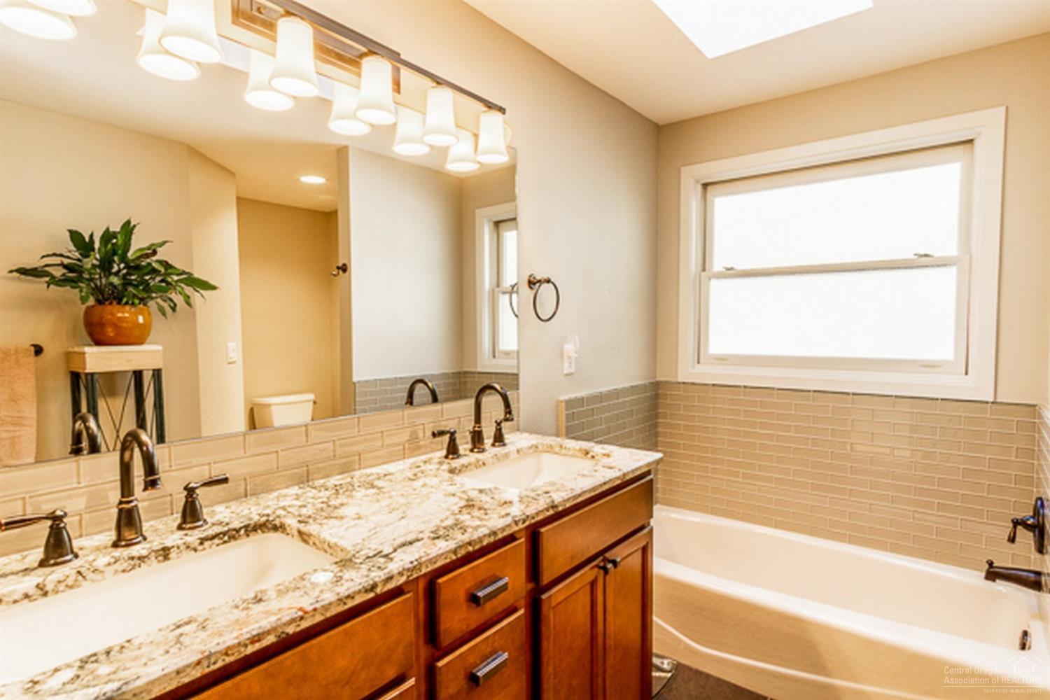 Fairway Point Villag - Residential