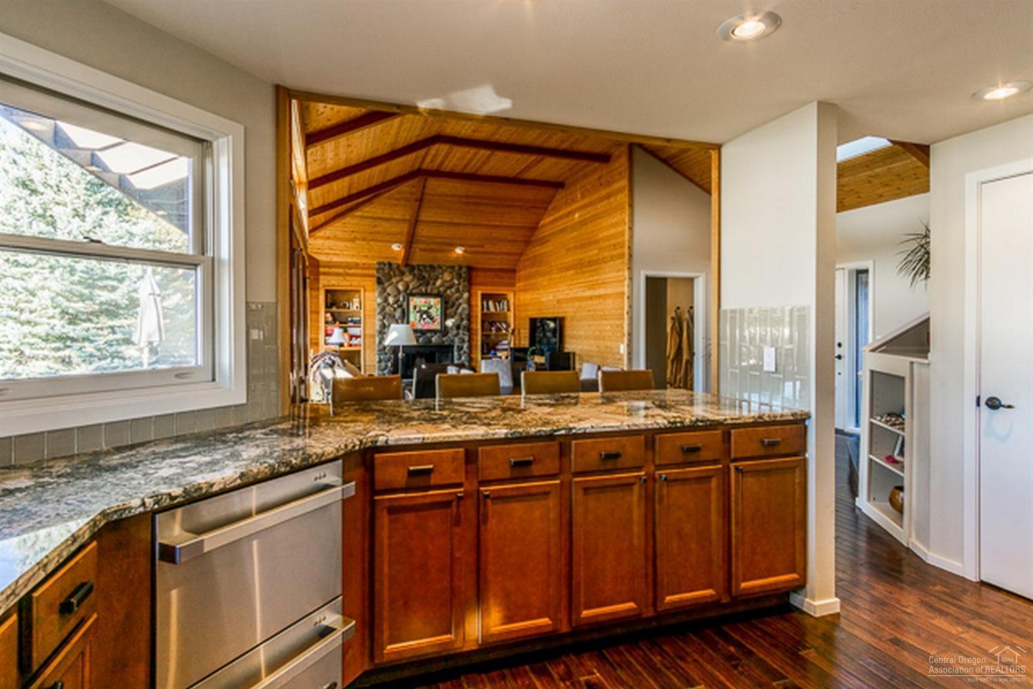 Fairway Point Villag - Residential