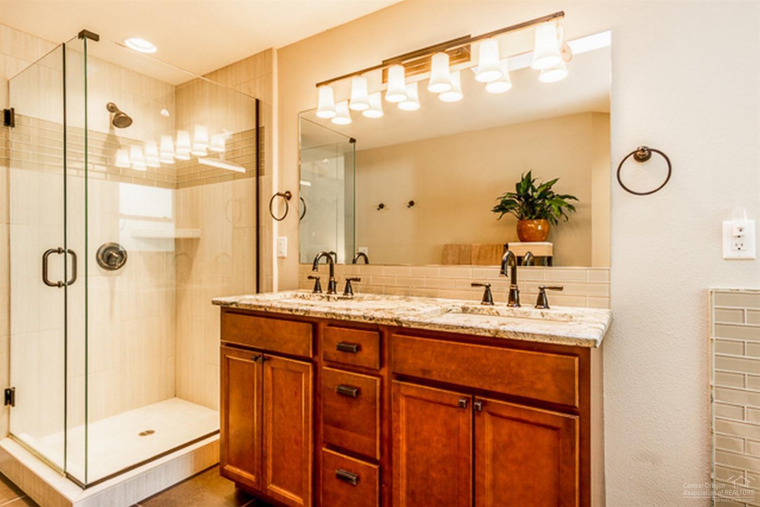 Fairway Point Villag - Residential