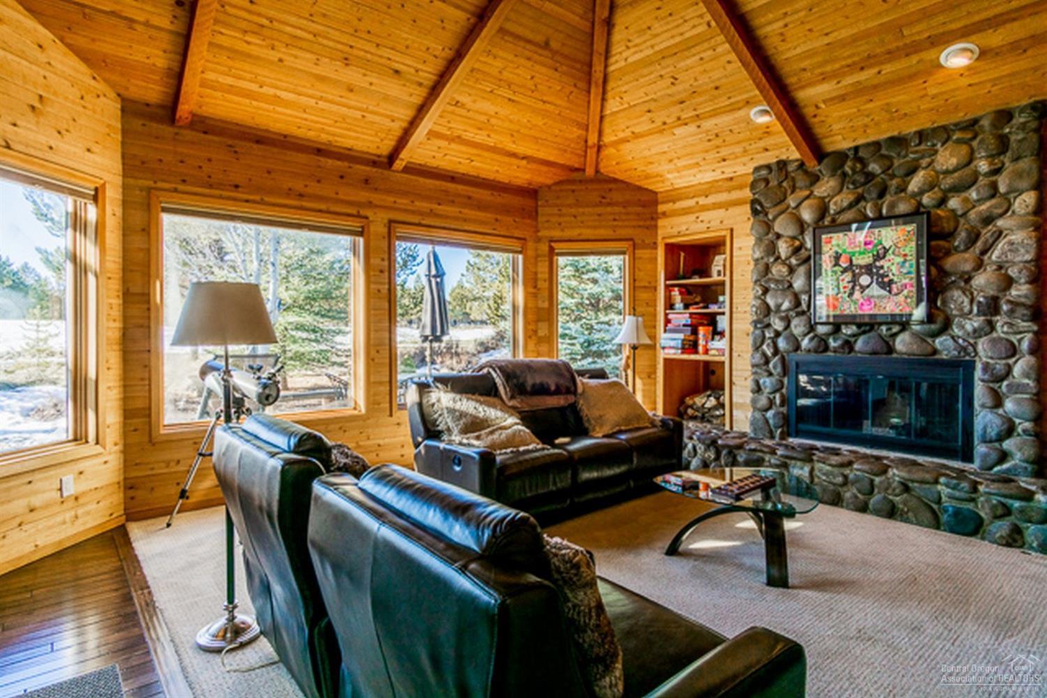 Fairway Point Villag - Residential