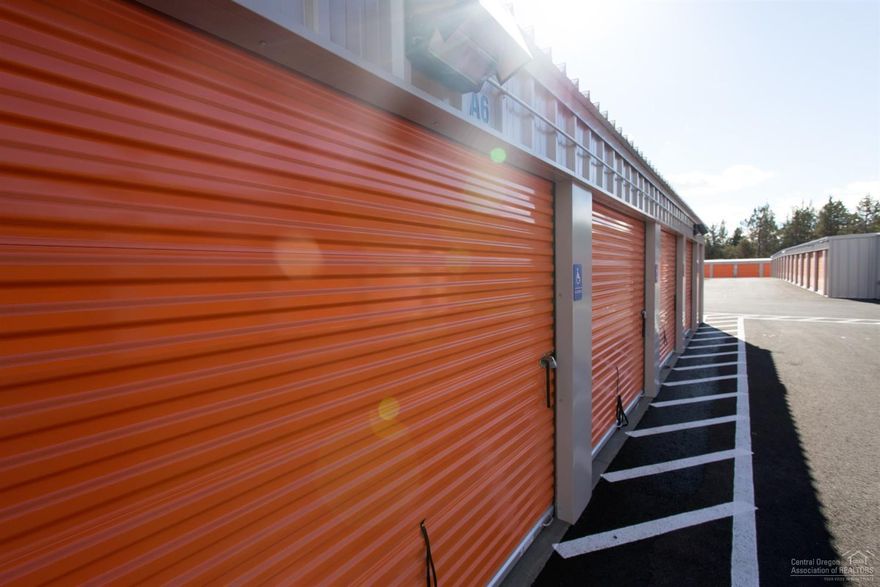 315 unit self storage facility built in 2015, including a room for a kiosk where customers can rent a unit onsite. The facility is fenced, has a security gate, and cameras with 24/7 monitoring. All metal construction surrounded by asphalt for clean & easy access. Between website access and kiosk onsite, there is no requirement for an onsite manager. Other services have already been set up for call center and digital marketing that has proven to increase rentals. Fully operational and currently 93% rented.
