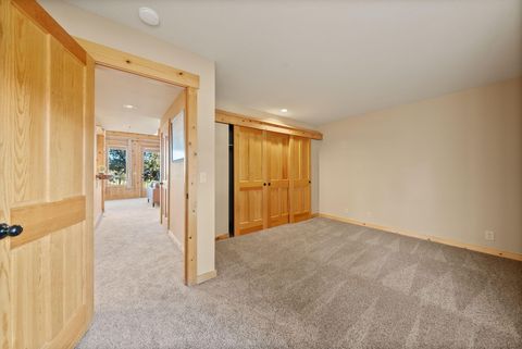 Tiny photo for 1640 Cinnamon Teal Drive, Redmond, OR 97756 (MLS # 220213847)