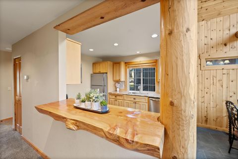 Tiny photo for 1640 Cinnamon Teal Drive, Redmond, OR 97756 (MLS # 220213847)