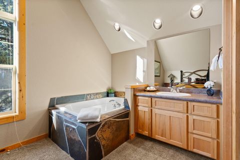 Tiny photo for 1640 Cinnamon Teal Drive, Redmond, OR 97756 (MLS # 220213847)