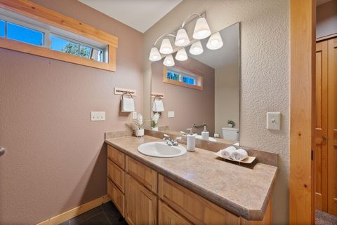 Tiny photo for 1640 Cinnamon Teal Drive, Redmond, OR 97756 (MLS # 220213847)