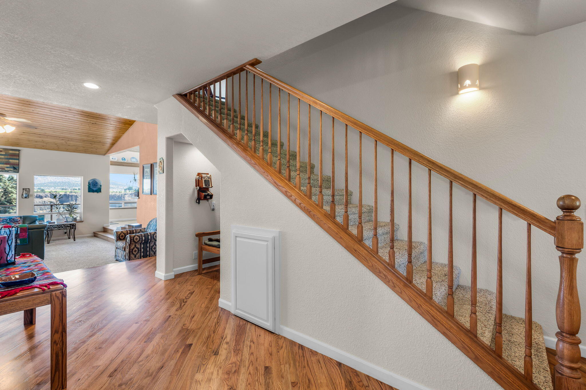 14707 SW Peninsula Drive
